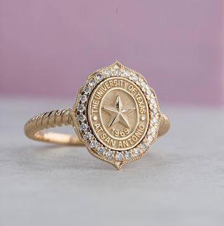 312-12-x-10-university-of-texas-san-antonio-utsa-official-class-seal-ring-graduation-star-seal